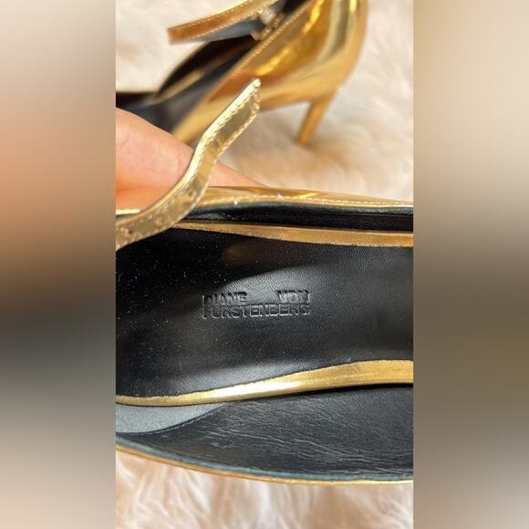 Diane Von Furstenberg Laredo Suede Ankle-Strap Pumps - Picture 7 of 9